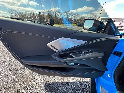 Used 2023 Chevrolet Corvette Stingray Premium Cpe w/ 3LT image 7