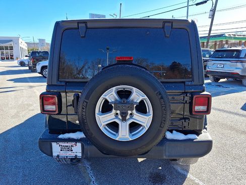 Used 2019 Jeep Wrangler Unlimited Sport S image 23