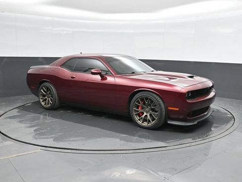 Used 2017 Dodge Challenger SRT Hellcat RWD image 6