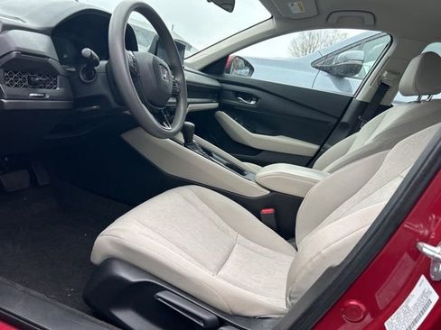 Certified 2023 Honda Accord LX image 7