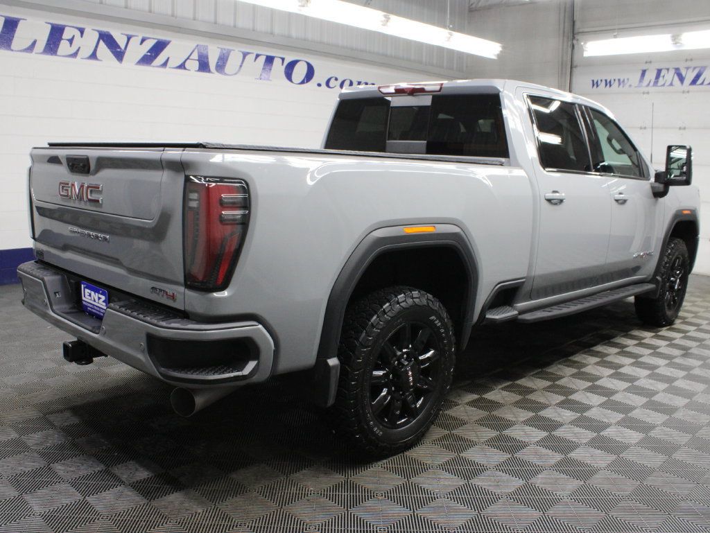 Used 2025 GMC Sierra 2500 AT4 AWD/4WD image 6
