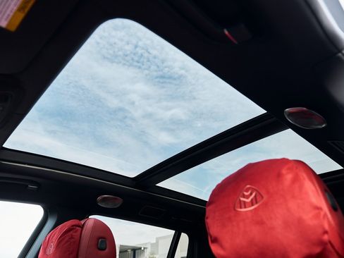 Used 2026 Mercedes-Benz Maybach GLS 600 4MATIC image 55