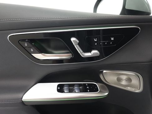 Certified 2026 Mercedes-Benz GLC 300 4MATIC image 6