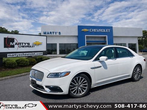 Used 2017 Lincoln Continental Select w/ Climate Package AWD/4WD image 1