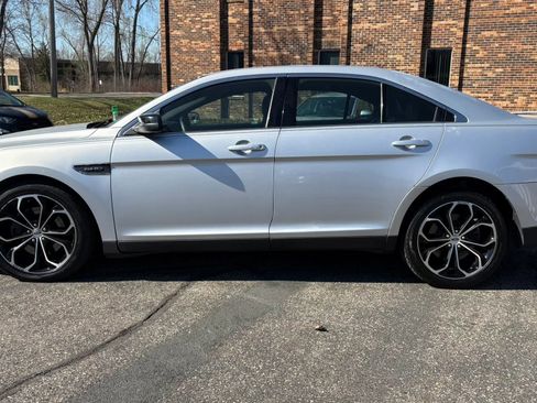Used 2015 Ford Taurus SHO w/ Equipment Group 401A image 5