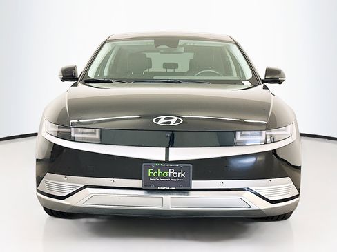 Used 2024 Hyundai Ioniq 5 Limited AWD/4WD image 2