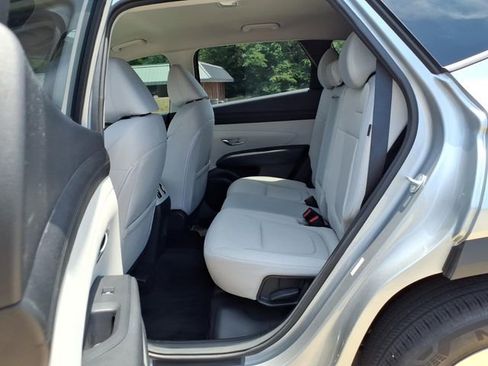 Certified 2025 Hyundai Tucson SEL AWD/4WD image 17