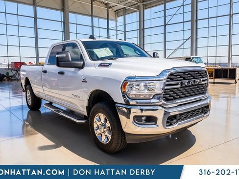 Used 2024 RAM 3500 Big Horn AWD/4WD image 40