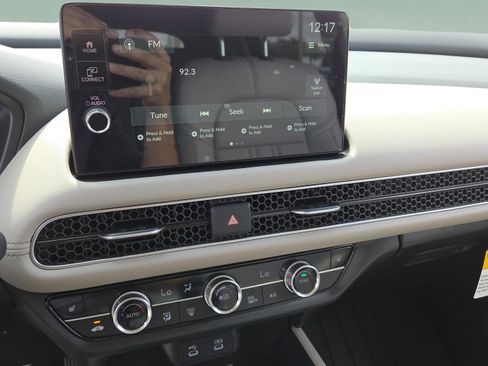 New 2026 Honda HR-V EX-L image 32