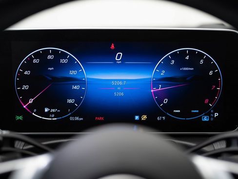 Certified 2025 Mercedes-Benz C 300 4MATIC Sedan image 31