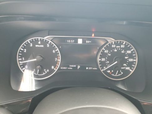 Certified 2024 Nissan Pathfinder SL w/ SL Premium Package FWD image 23