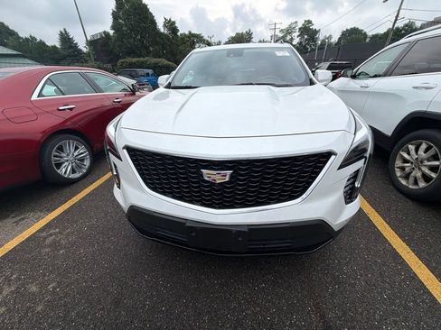 Used 2022 Cadillac XT4 Sport w/ LPO, Onyx Lite Package AWD/4WD image 2