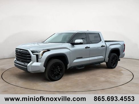 Used 2024 Toyota Tundra SR5 w/ SR5 Convenience Package AWD/4WD image 7