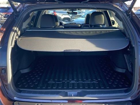 Used 2024 Subaru Outback Limited image 33