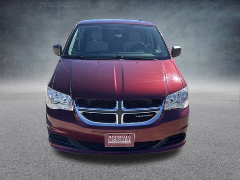 Used 2018 Dodge Grand Caravan SE w/ UConnect Hands-Free Group image 9