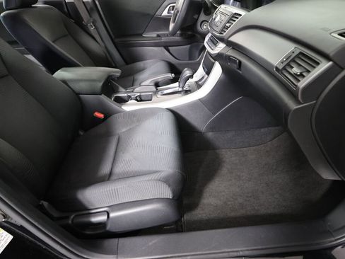 Used 2014 Honda Accord LX image 26