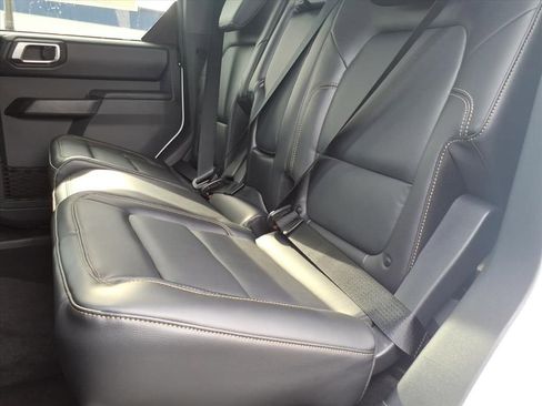 New 2025 Ford Bronco Badlands AWD/4WD image 13