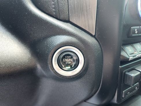 Used 2023 GMC Sierra 3500 Denali w/ Denali Ultimate Package image 20