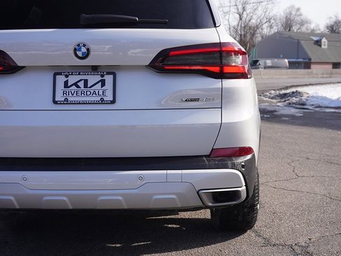 Used 2023 BMW X5 xDrive40i w/ Executive Package image 22