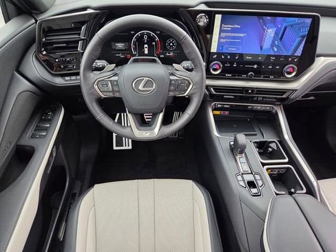 Used 2025 Lexus TX 350 AWD w/ Technology Package image 16