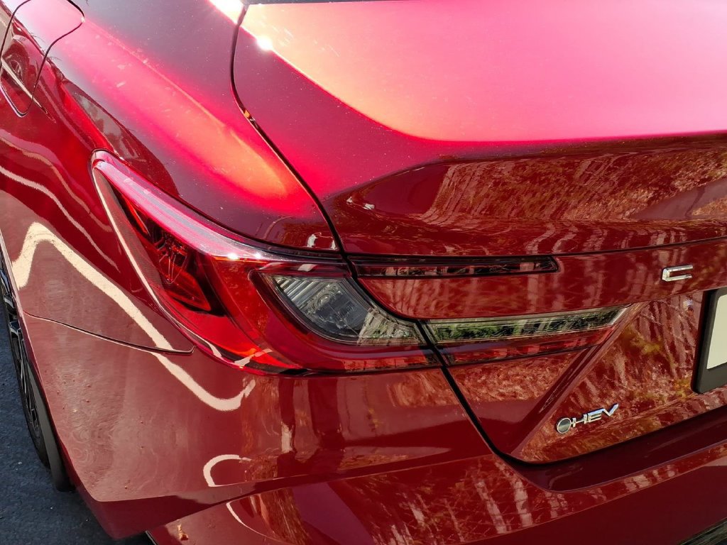 Used 2026 Toyota Camry XLE FWD image 33