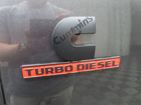 Used 2026 RAM 2500 Laramie AWD/4WD image 53