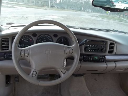 Used 2003 Buick Le Sabre Limited w/ Celebration Edition Package image 10