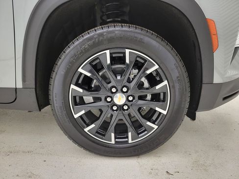 New 2026 Chevrolet Traverse LT w/ Sun and Wheel Package image 23