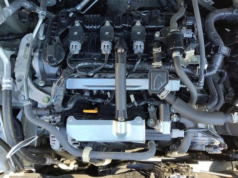 Used 2025 Nissan Versa SV w/ Trunk Package FWD image 30