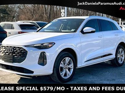 Used 2025 Audi Q5 Premium w/ Convenience Package