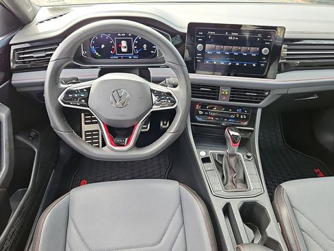 Certified 2025 Volkswagen Jetta GLI Autobahn image 10