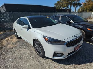 Used 2017 Kia Cadenza Premium w/ Luxury Package video 1