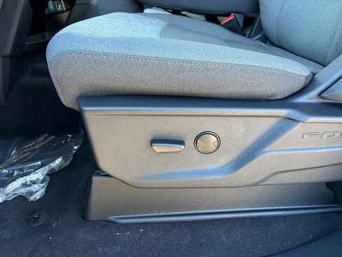 New 2026 Ford F250 XLT w/ XLT Premium Package image 16