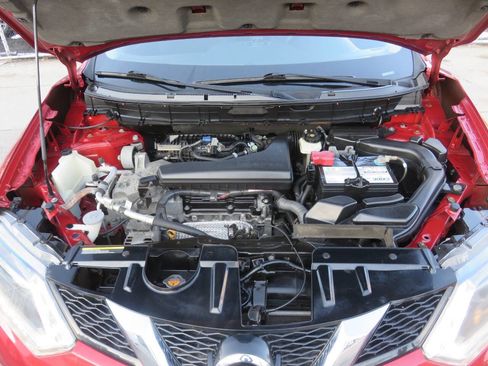 Used 2016 Nissan Rogue S image 38