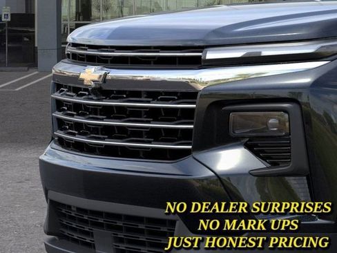 New 2026 Chevrolet Traverse LT w/ Driver Confidence Package FWD image 13