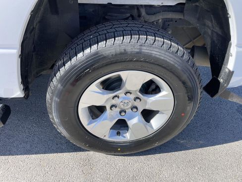 Used 2022 RAM 1500 Big Horn image 31