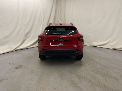 New 2026 Chevrolet Trax RS w/ Driver Confidence Package image 7