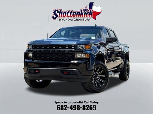 Used 2021 Chevrolet Silverado 1500 Custom Trail Boss AWD/4WD image 1