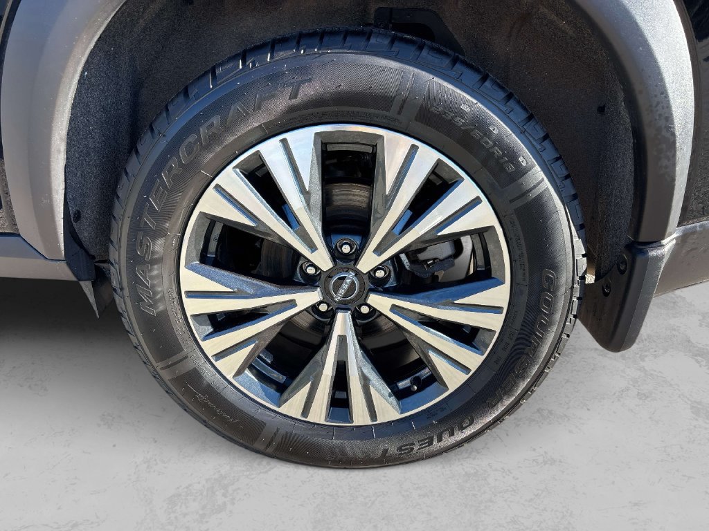 Used 2023 Nissan Rogue SV w/ SV Premium B Package AWD/4WD image 8