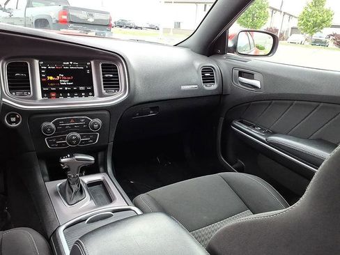 Used 2019 Dodge Charger R/T RWD image 27