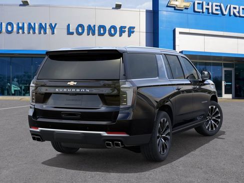 New 2026 Chevrolet Suburban High Country AWD/4WD image 4