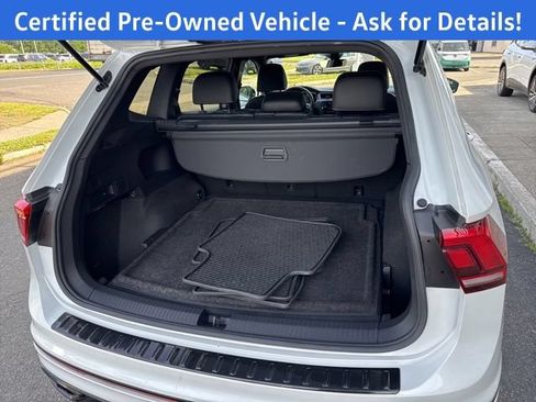 Certified 2023 Volkswagen Tiguan SE R-Line AWD/4WD image 25