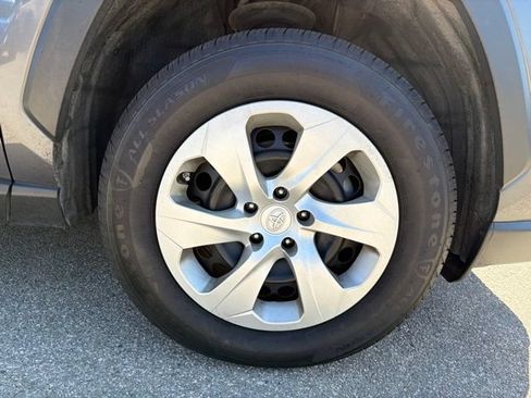 Used 2020 Toyota RAV4 LE w/ Carpet Mat Package FWD image 24