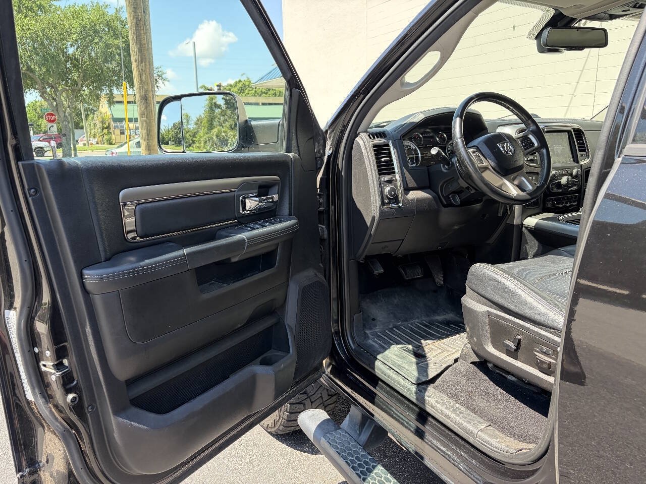 Used 2018 RAM 2500 Laramie w/ Sport Appearance Group AWD/4WD image 42