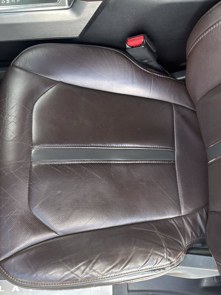 Used 2015 Ford F150 Platinum w/ Equipment Group 701A Luxury AWD/4WD image 30