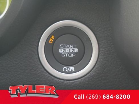 New 2026 RAM 1500 4x4 Crew Cab image 30