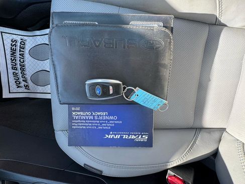 Used 2018 Subaru Outback 2.5i Limited image 14