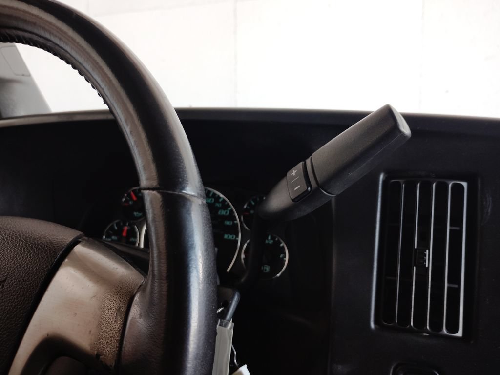 Used 2017 Chevrolet Express 2500 LS RWD image 30