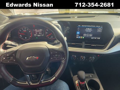 Used 2024 Chevrolet Trax RS w/ Driver Confidence Package image 22