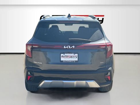 Used 2024 Kia Seltos SX w/ SX Sunroof Package image 6